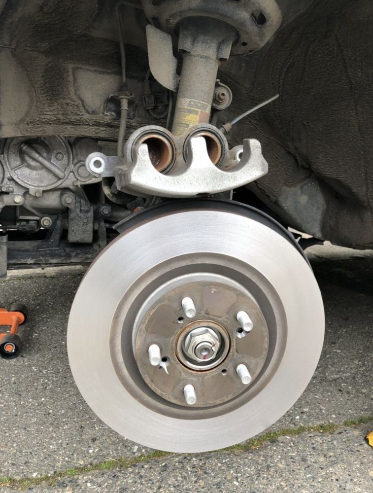 Brake hardware renewed at a Newport News location call